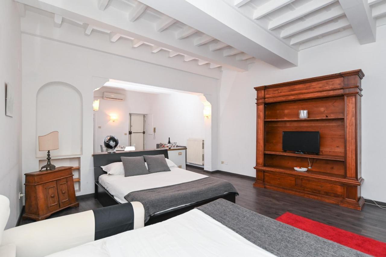 Gorgeous Trastevere Loft On The River ローマ エクステリア 写真